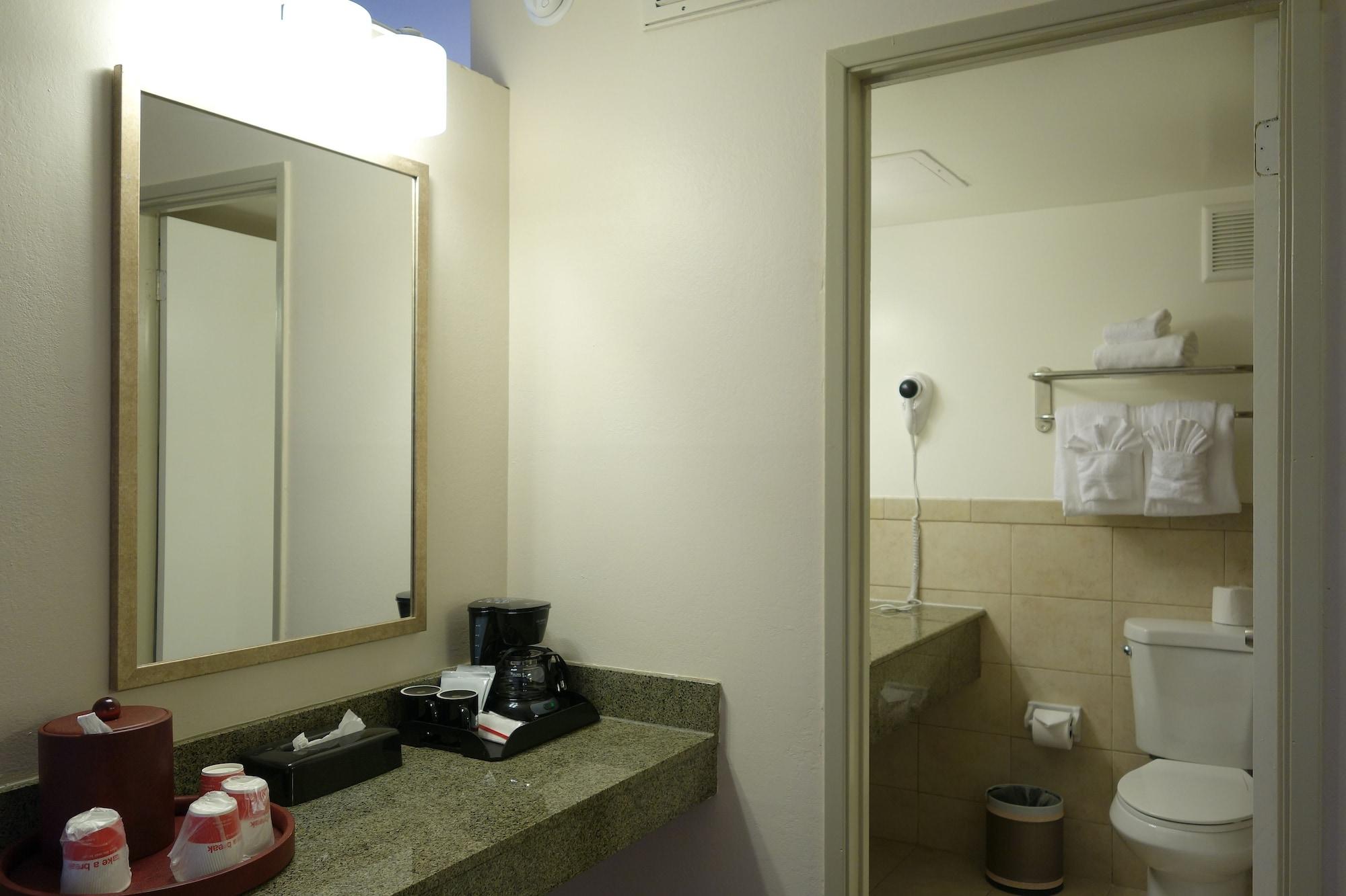 Ramada by Wyndham Sacramento North Highlands Exterior foto