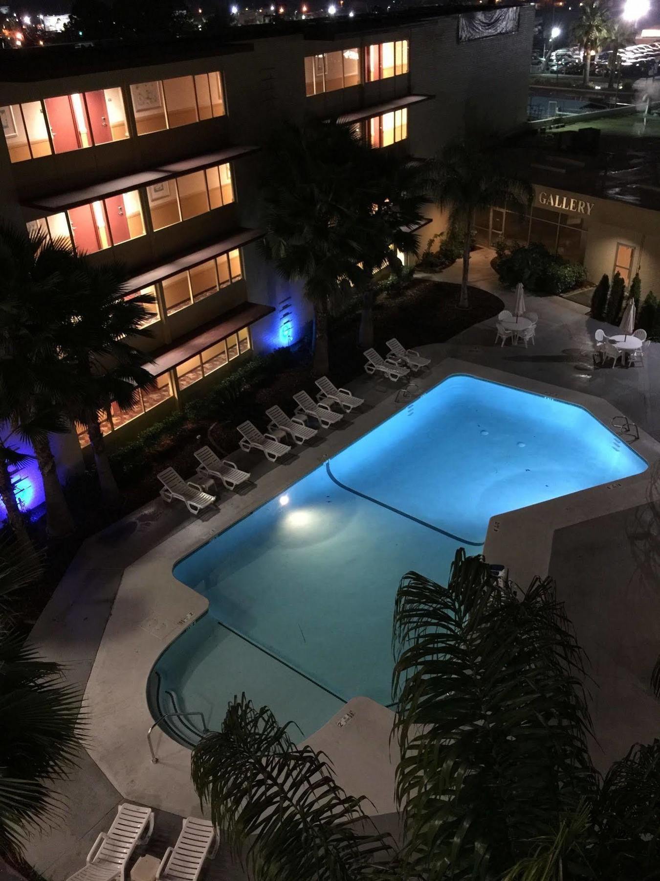 Ramada by Wyndham Sacramento North Highlands Exterior foto